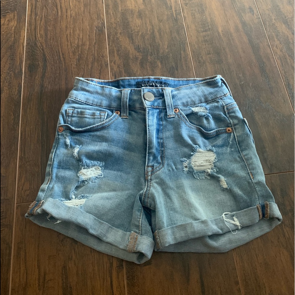 Aeropostale Mid rise light wash midi shorts
